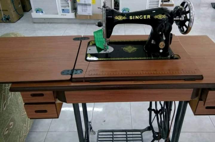 Manual Sewing Machine is available at Efritin