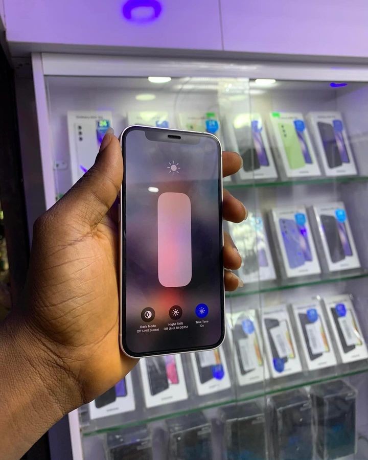 Apple IPhone 12 Mini is available at Efritin