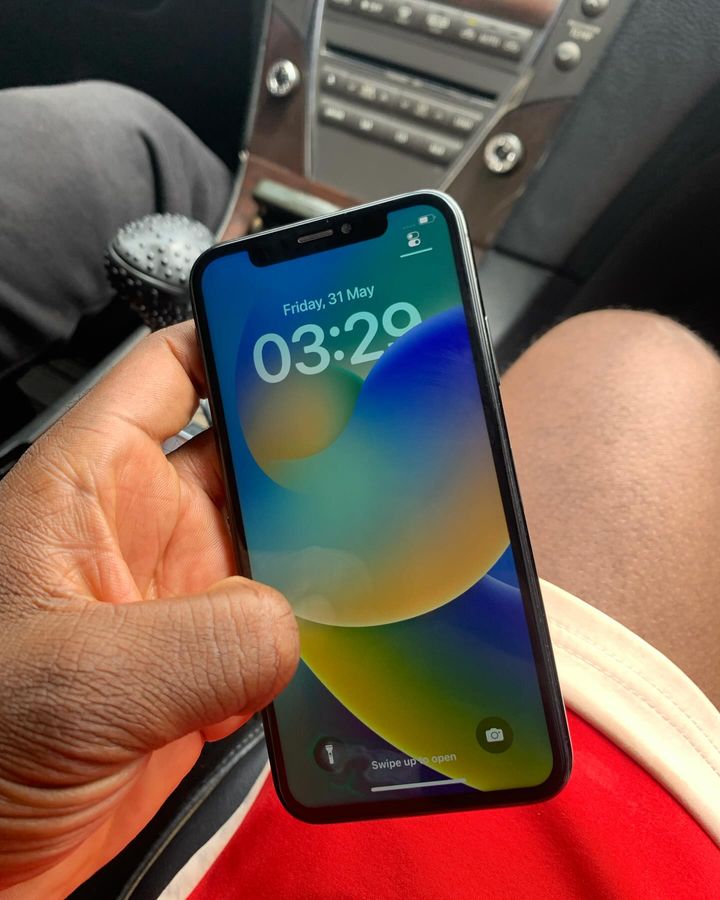 Apple IPhone 11 is available at Efritin