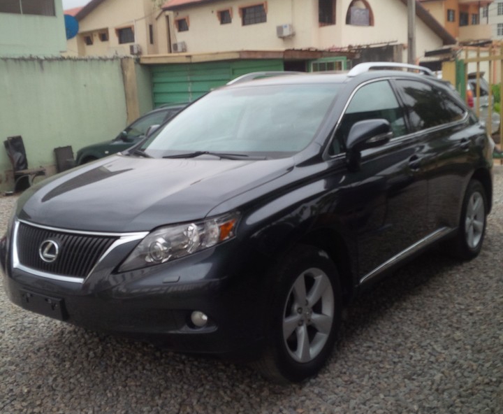 Lexus RX350 2010 is available at Efritin