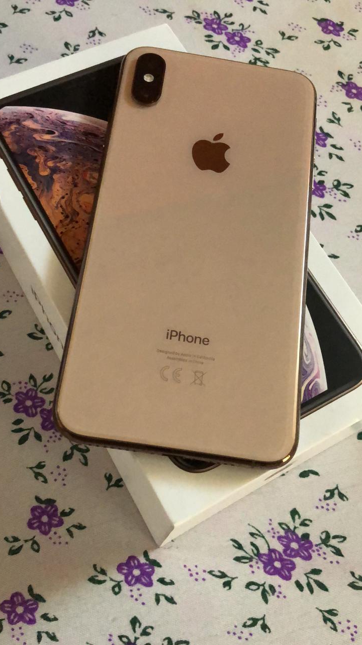 Apple iPhone xs Max is available at Efritin