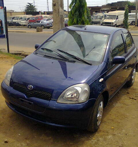 Toyota Yaris 2002 is available at Efritin