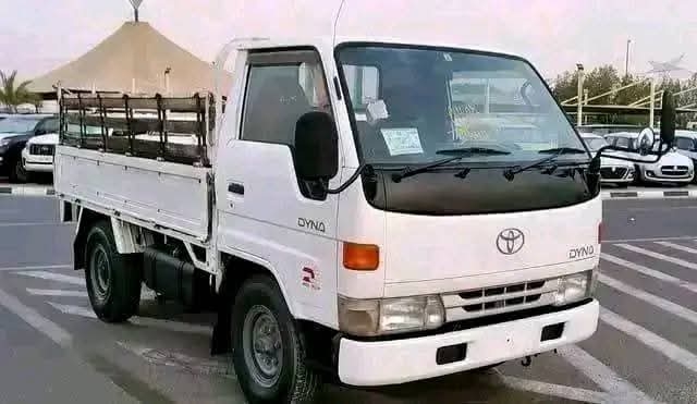 Toyota Dyna Truck 2002 is available at Efritin