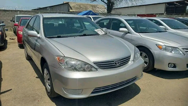 Toyota Camry 2006 is available at Efritin