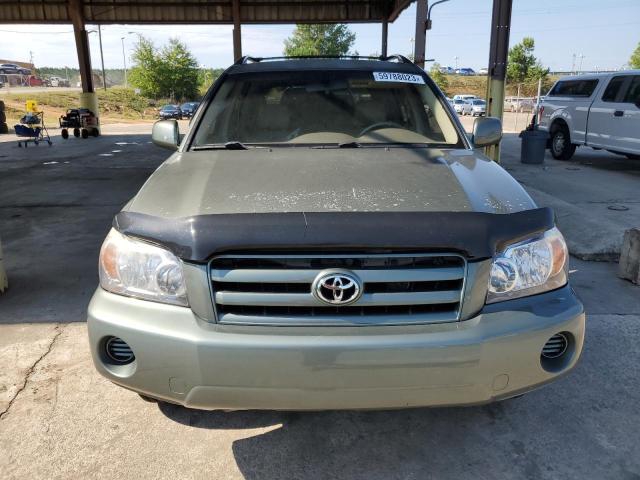 Toyota Highlander 2005 is available at Efritin