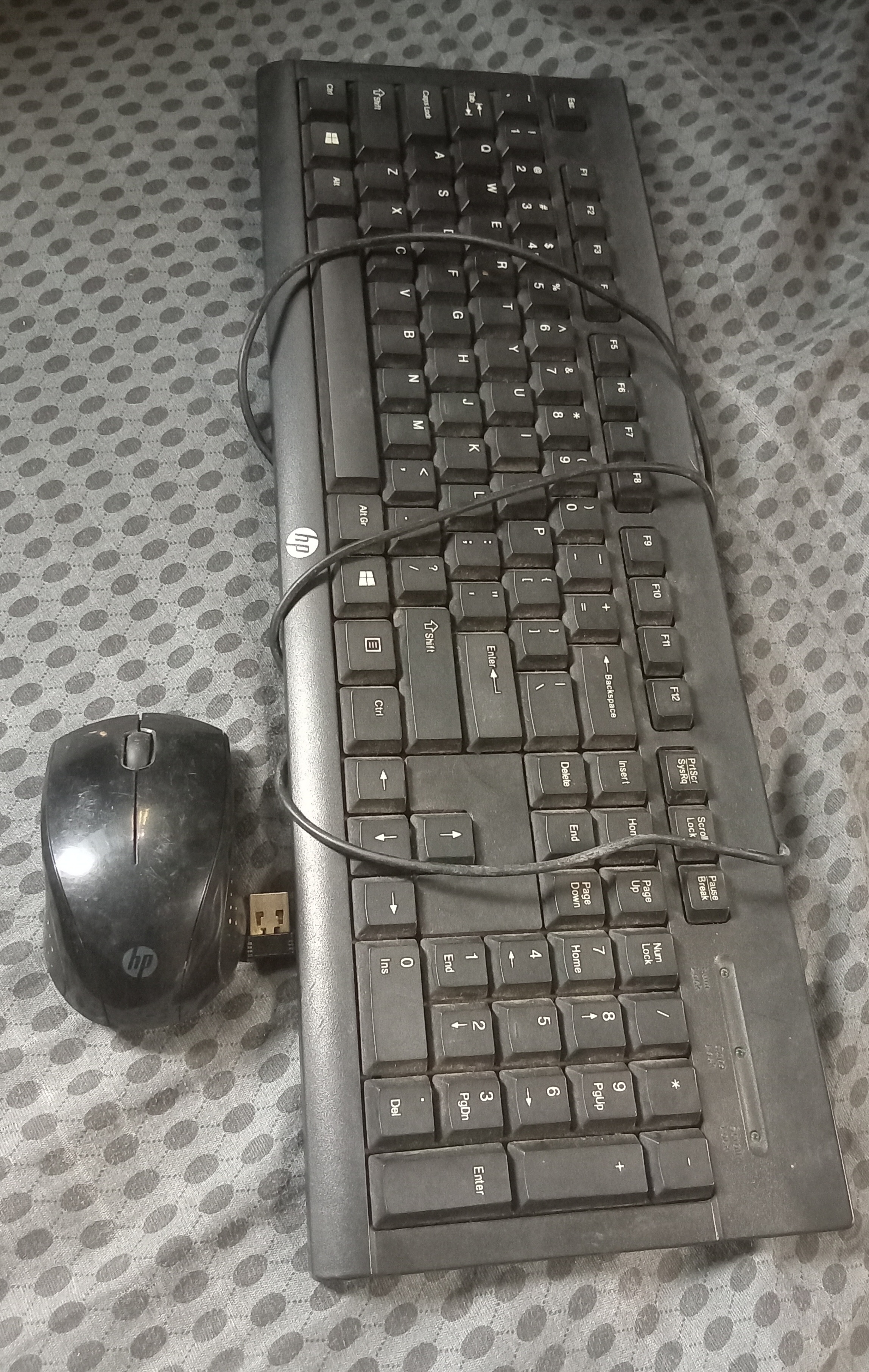 External Keyboard and Mouse is available at Efritin