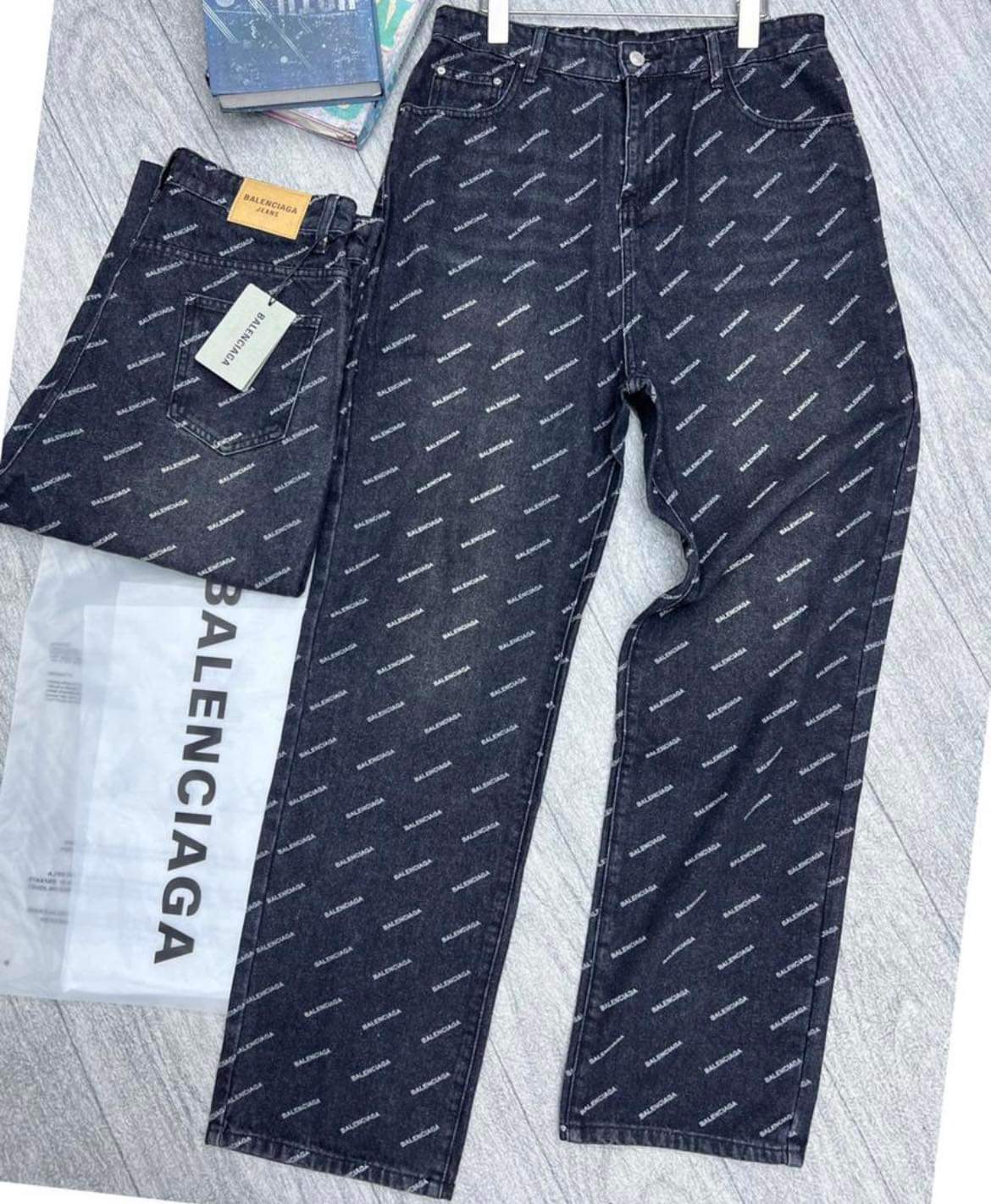 Balenciaga Jean is available at Efritin